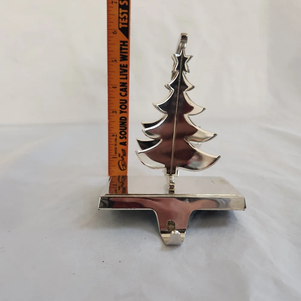 Silver Color Metal Twirling Christmas Tree Stocking Holder